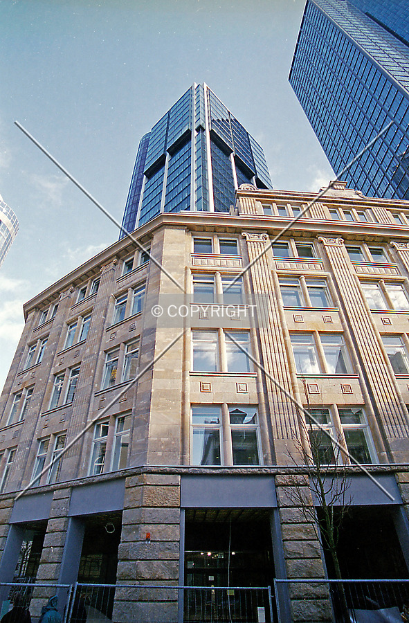 Photo 755-181-935