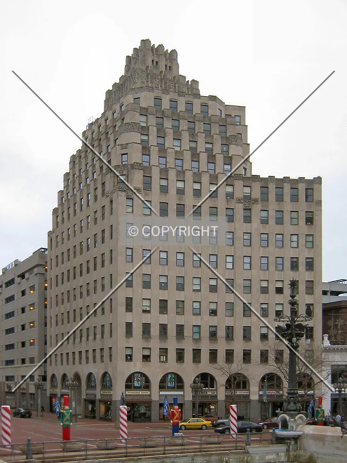 Northwest corner from the Soldiers' and Sailors' Monument