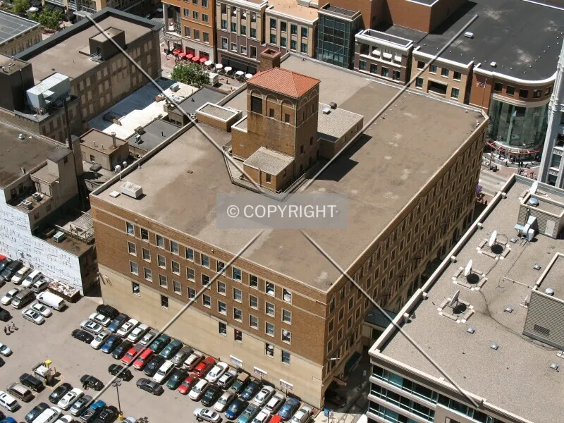 Young-Quinlan Building