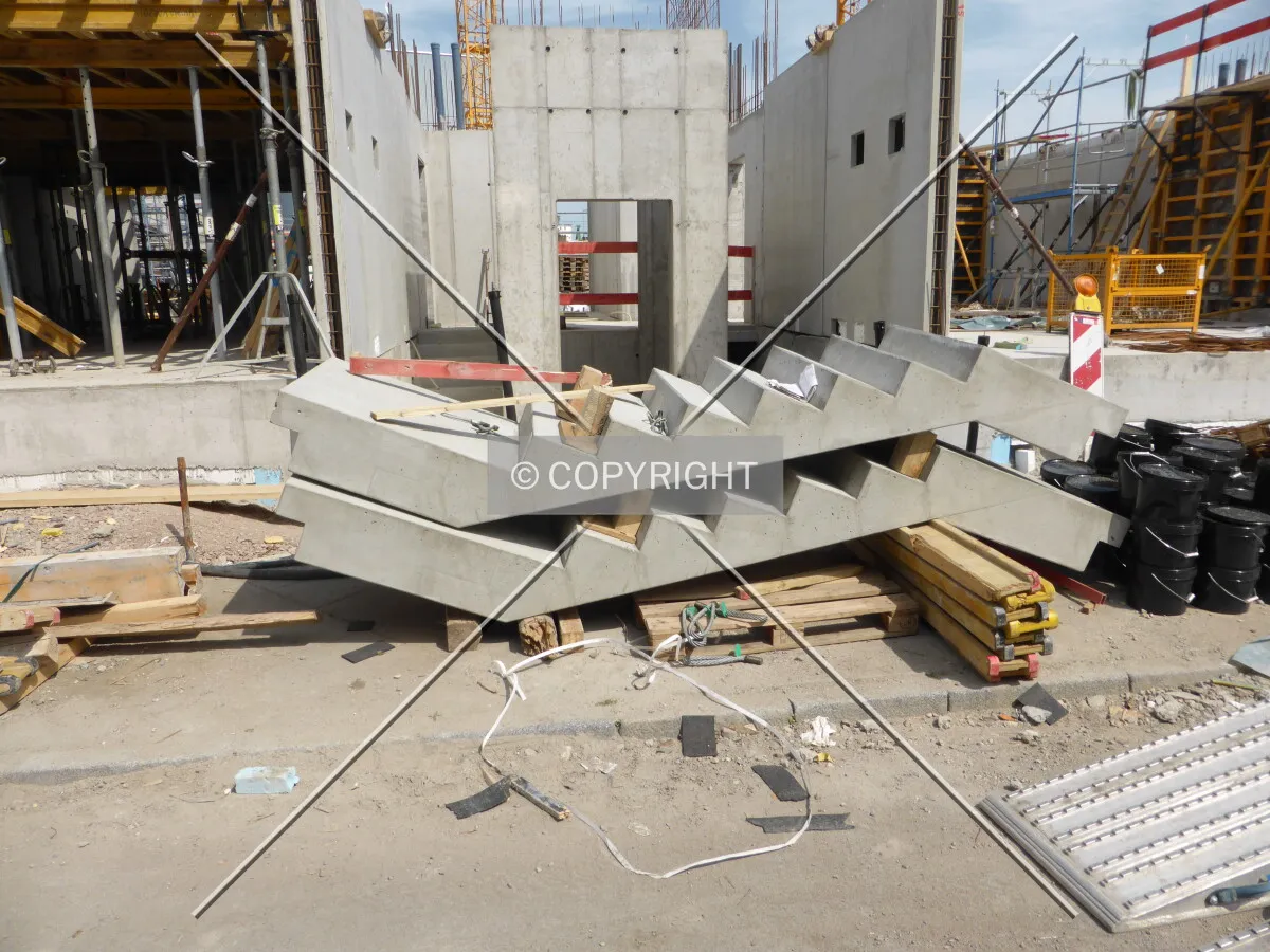 Precast concrete stairs