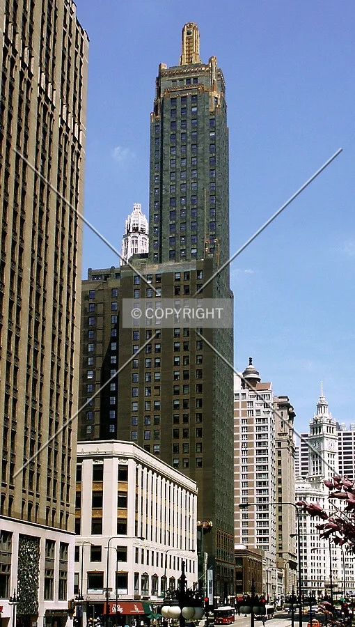 Looking north on Michigan Avenue