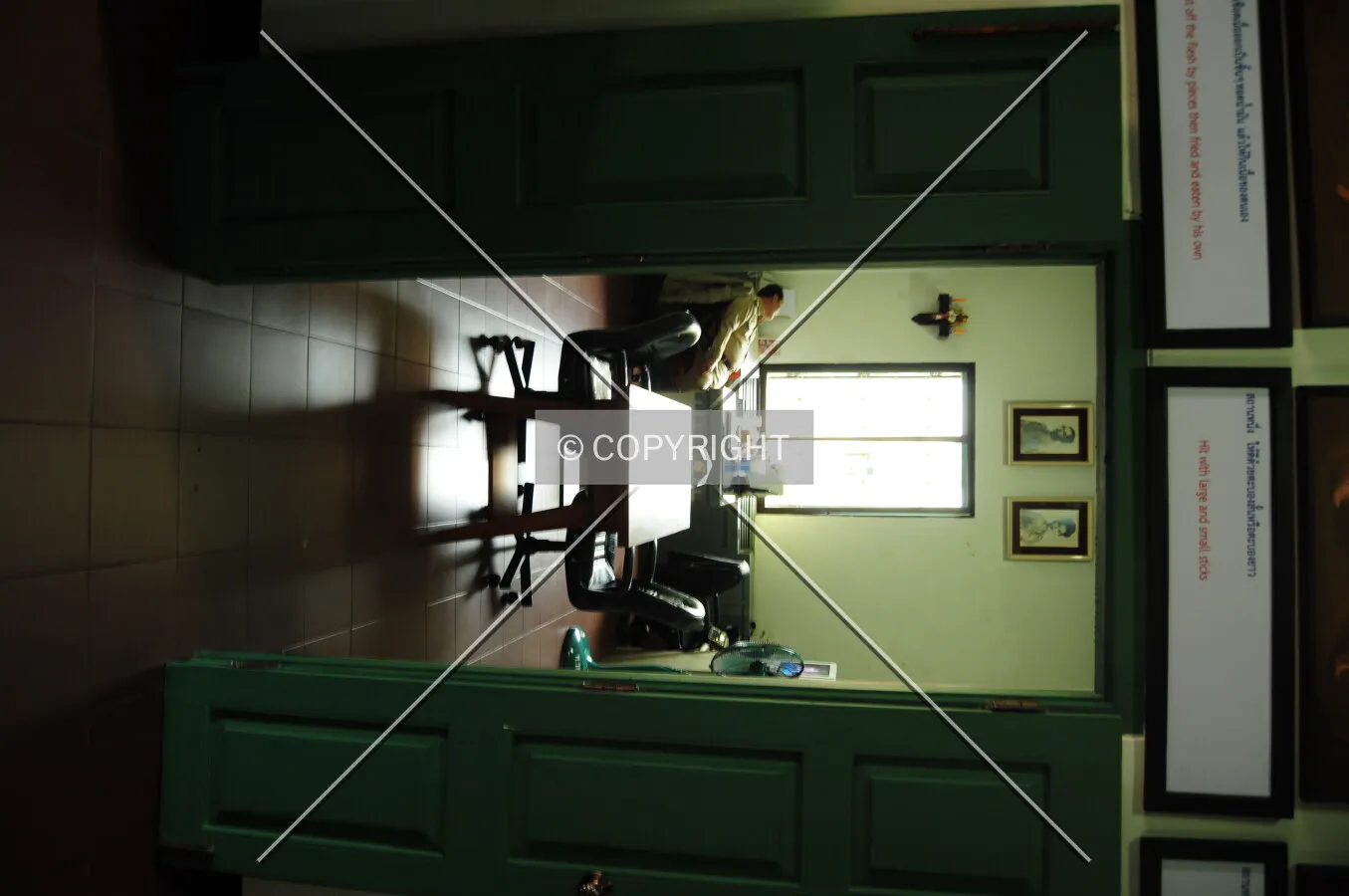 Photo 758-704-642