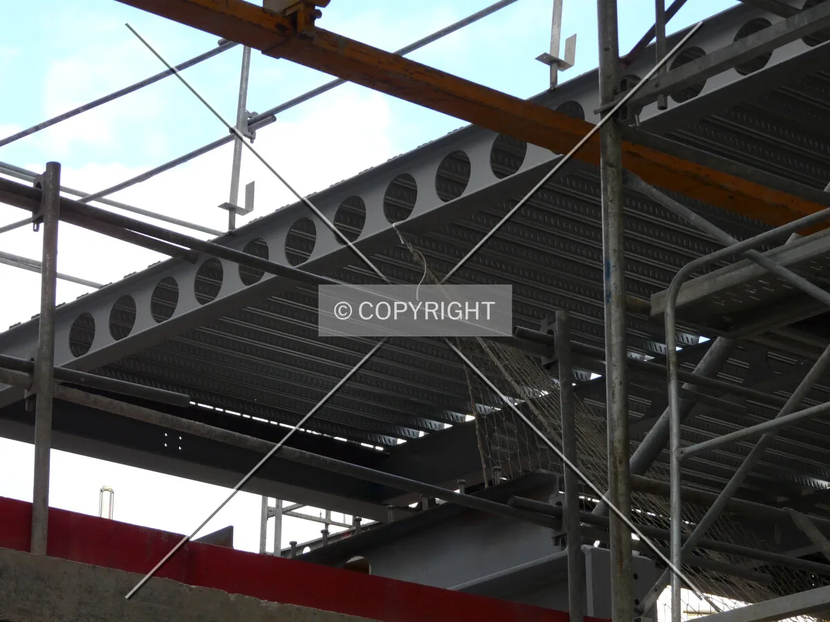 Steel floor-plates
