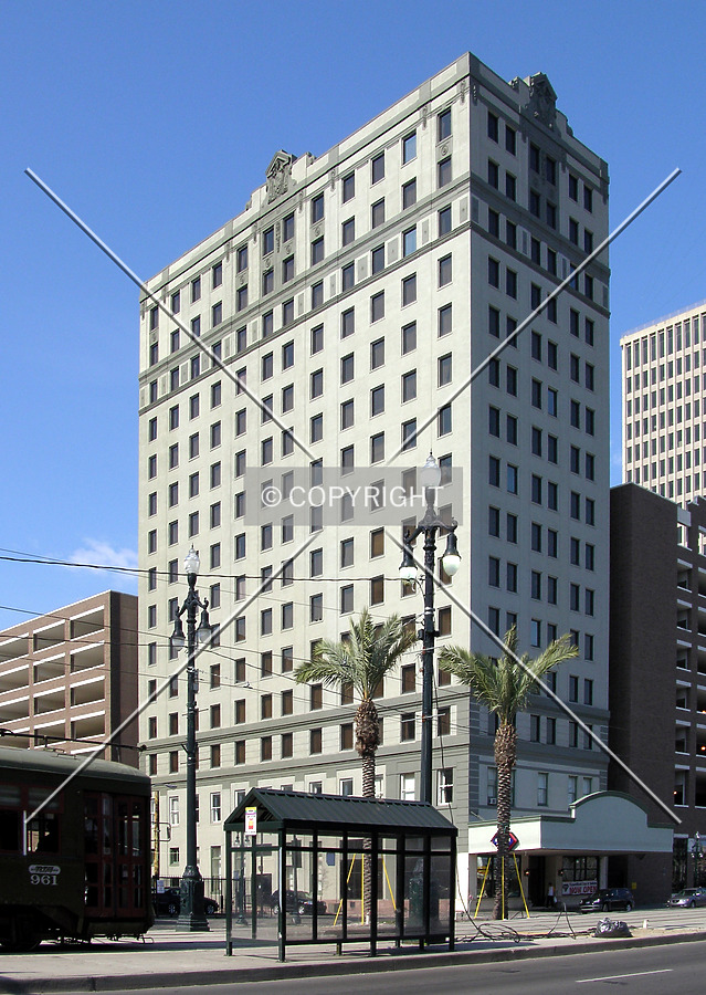 Looking southwest across Canal Street