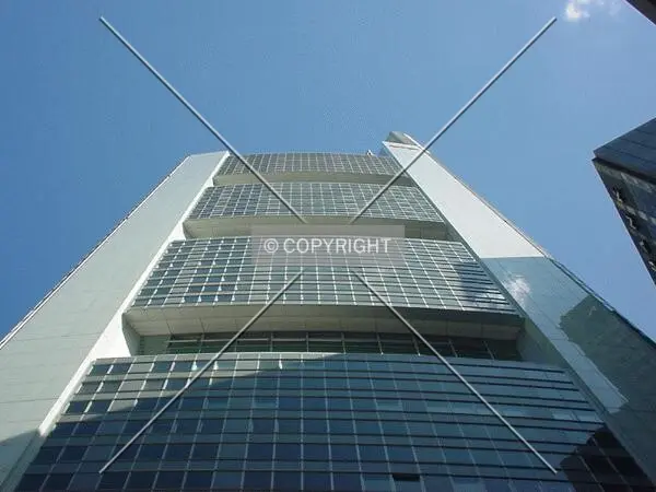 View to the top of the building; as seen from Große Gallusstraße entrance