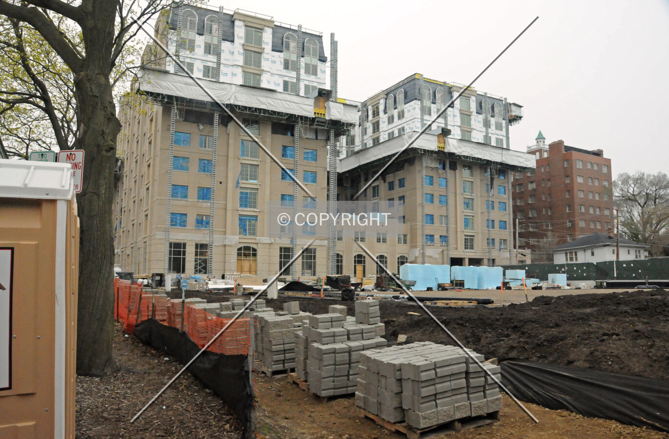 Looking northwest across the site from the intersection of Davis Street and Judson Avenue