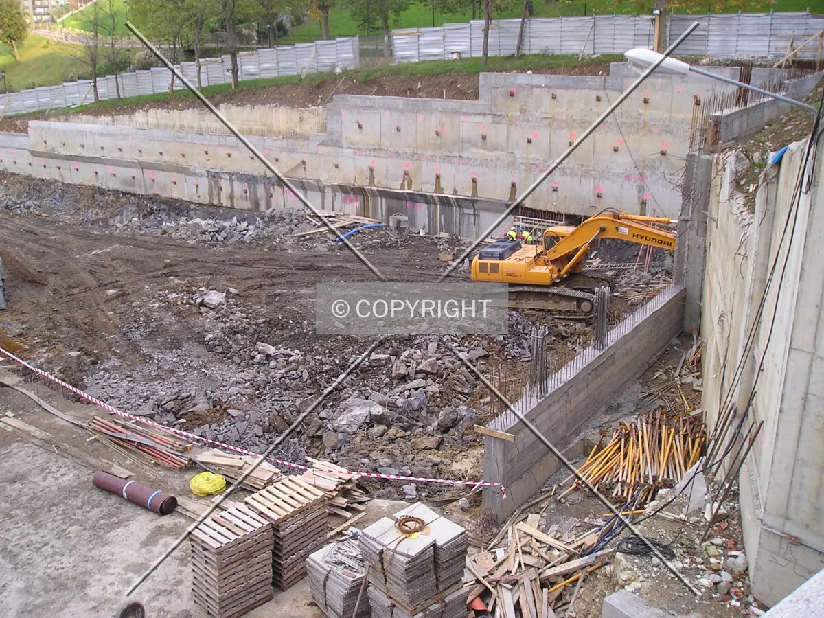 View of the whole lot