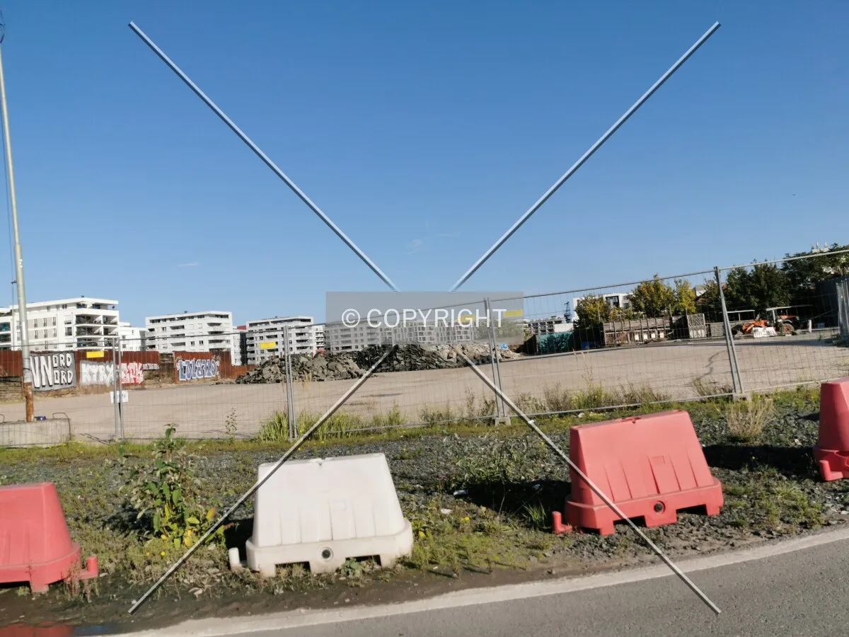 Photo 760-703-091