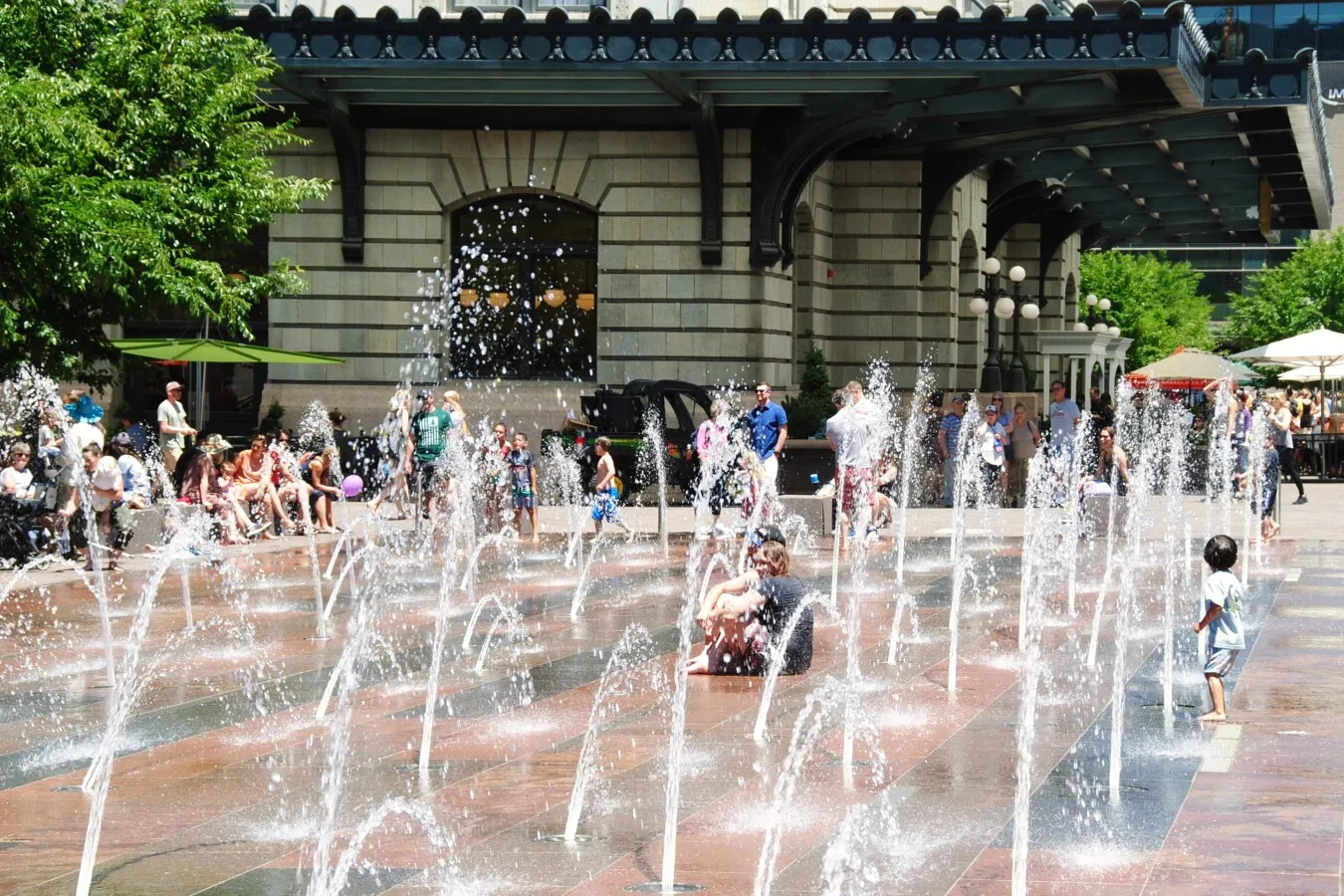 Splash pad on Wynkoop Plaza