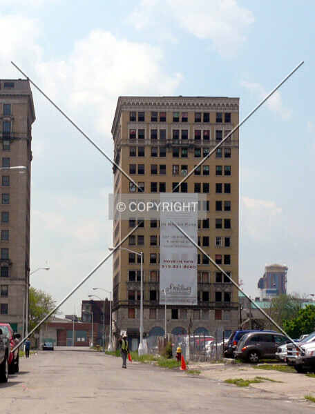 Photo 762-407-325