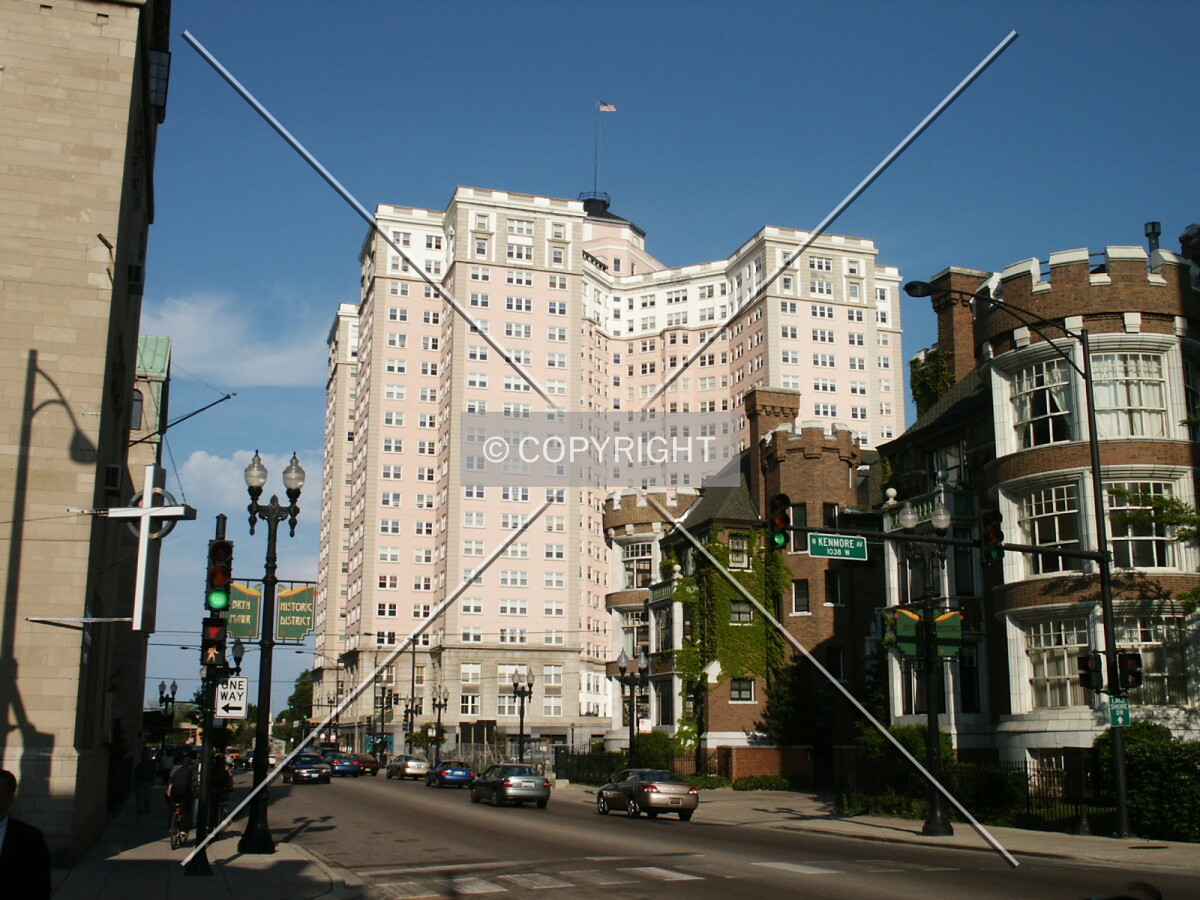 Looking east on Bryn Mawr
