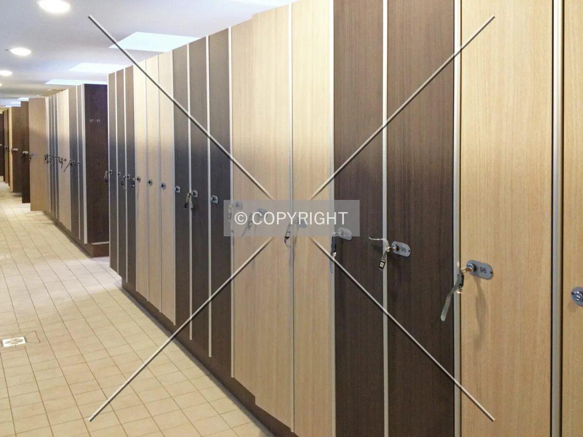 Lockers in a public bath