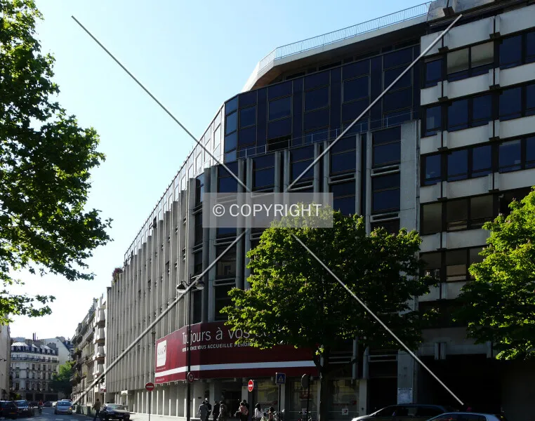 52 Avenue Hoche