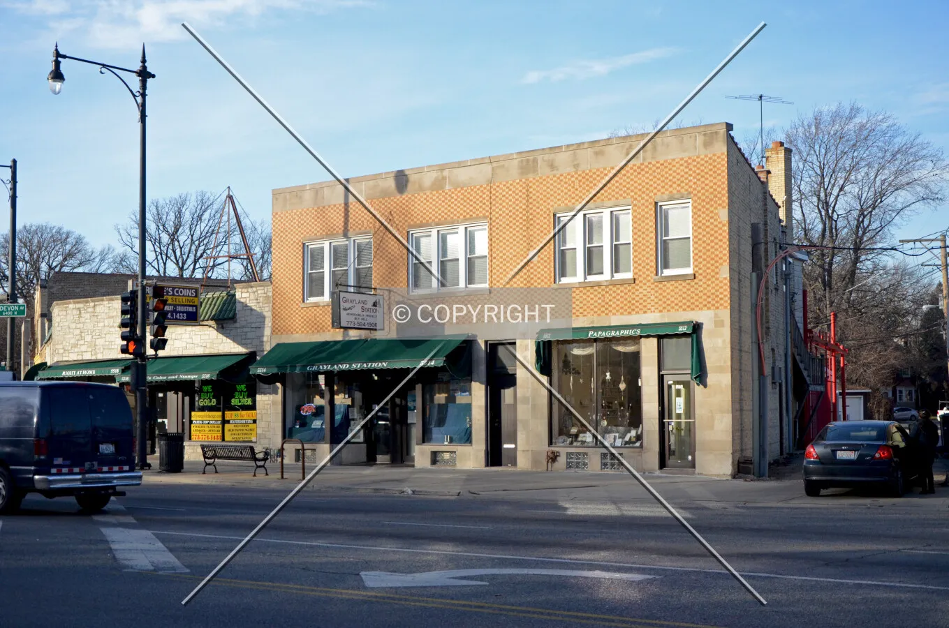 Looking northwest across Devon Avenue, December 22, 2012.