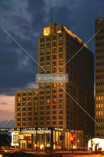 Photo 768-884-189