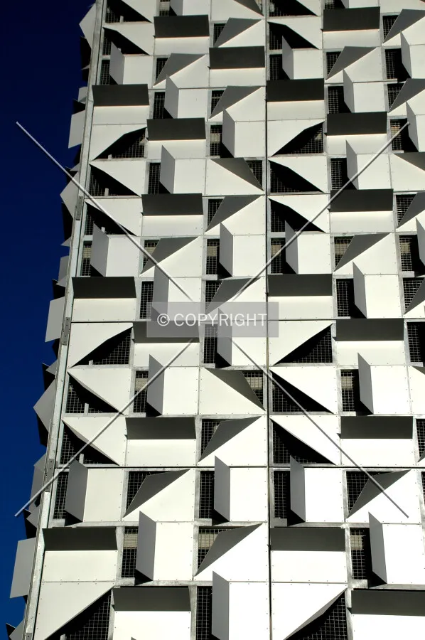 Detail on the southeast corner
