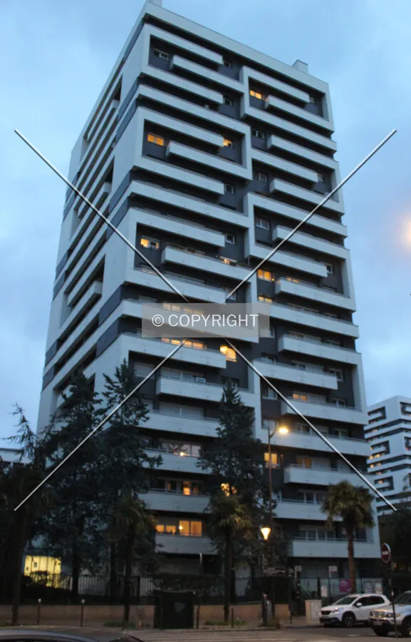 Photo 076-913-097