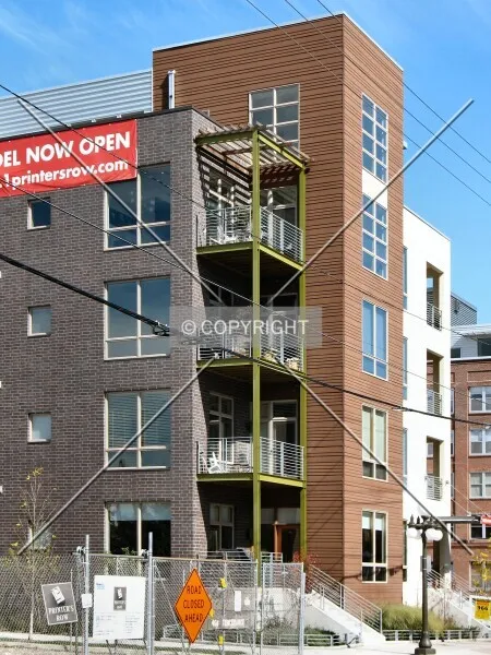 Photo 076-979-674