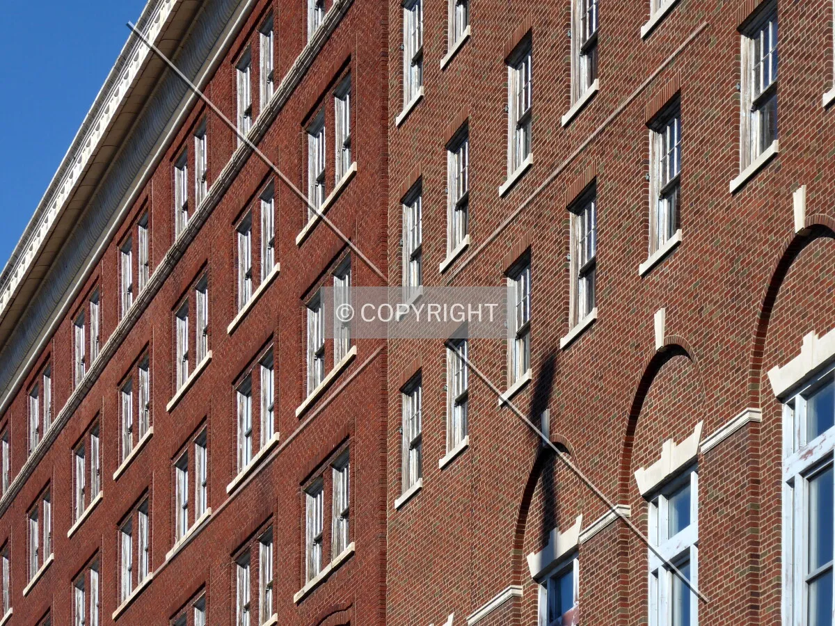 Western facade detail