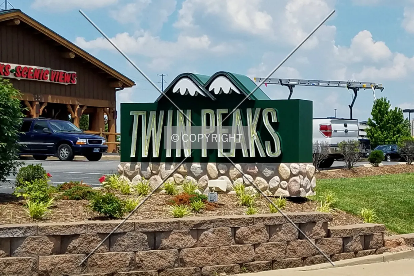 Sign from the southeast; June 3, 2017