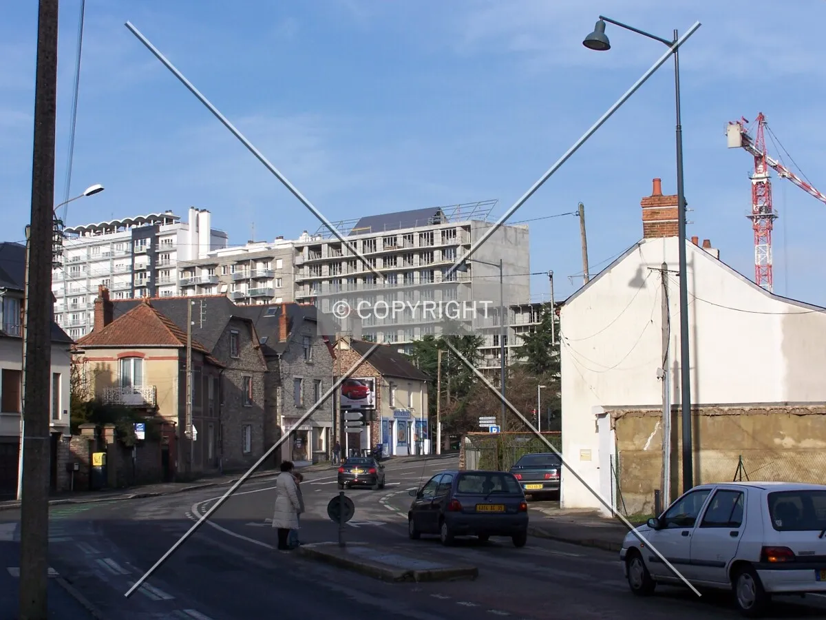 Angle sud-est vu depuis le Boulevard Villebois-Mareuil