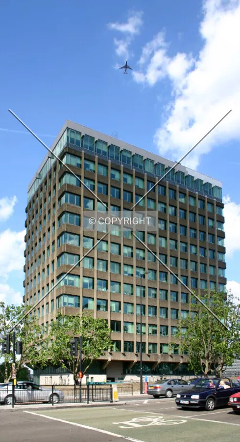 View from the junction of Grosvenor Road and Vauxhall Bridge