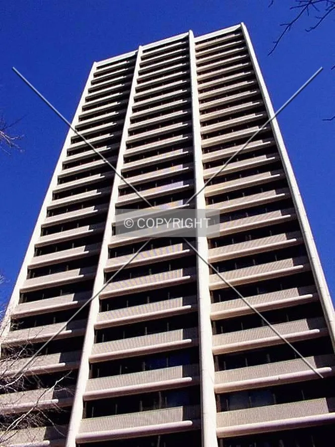 West facade on Dearborn