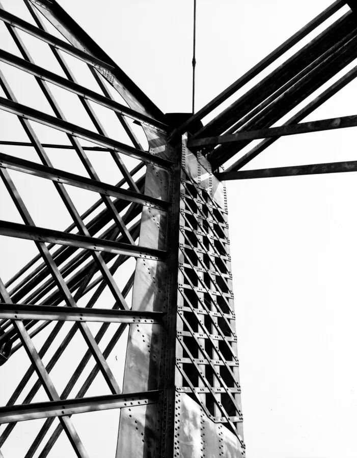 Upper chord connection detail
