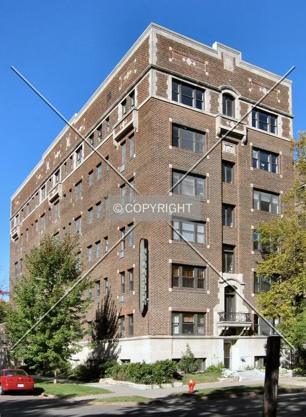 Southeast corner from Maiden Lane