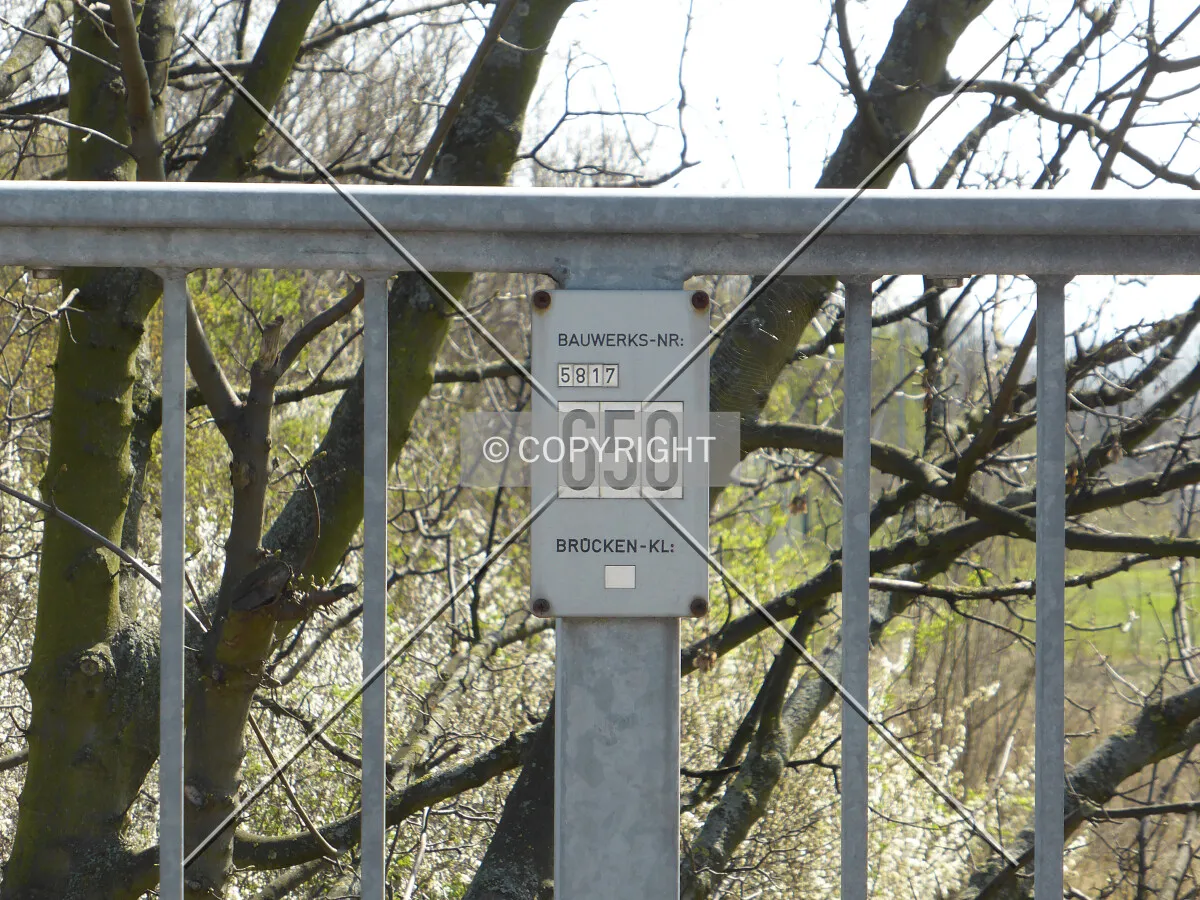 Photo 772-714-738