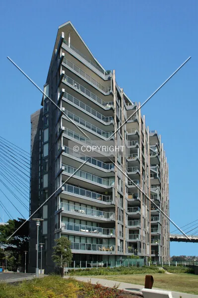 Photo 077-473-228
