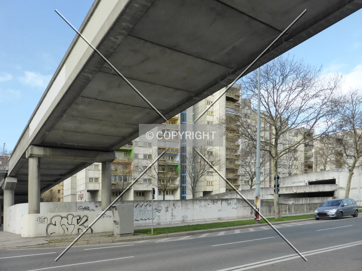 Photo 774-984-857
