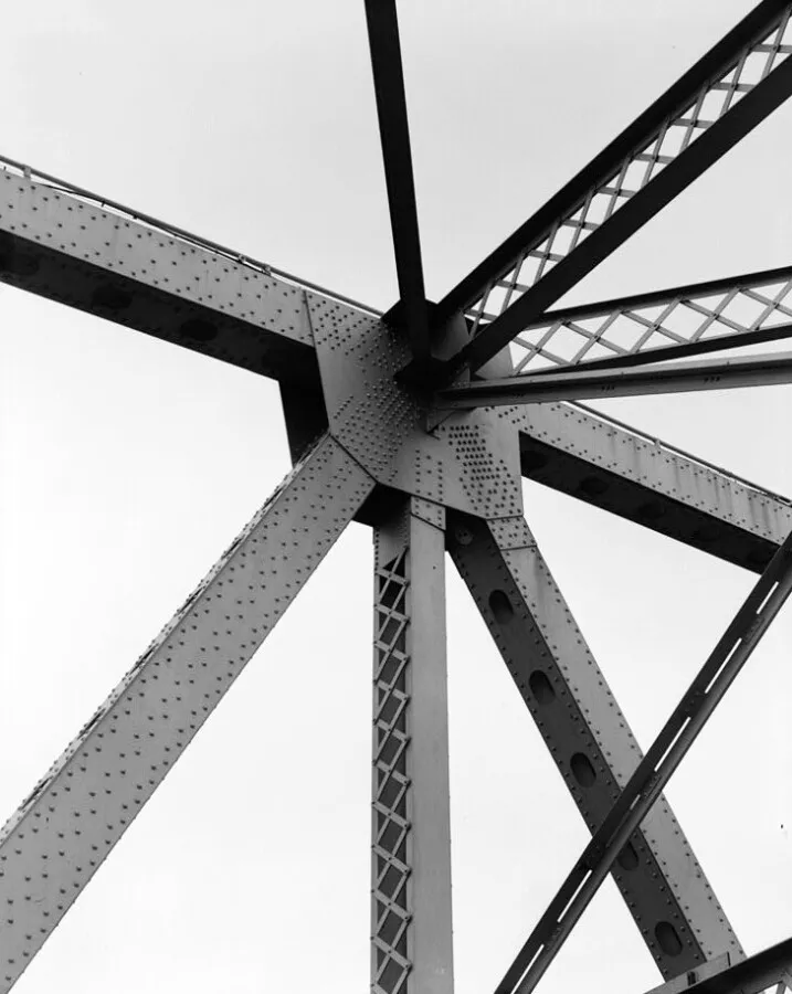Vintage view from the southwest of typical upper chord connection, showing vertical, upper chord, and lateral bracing