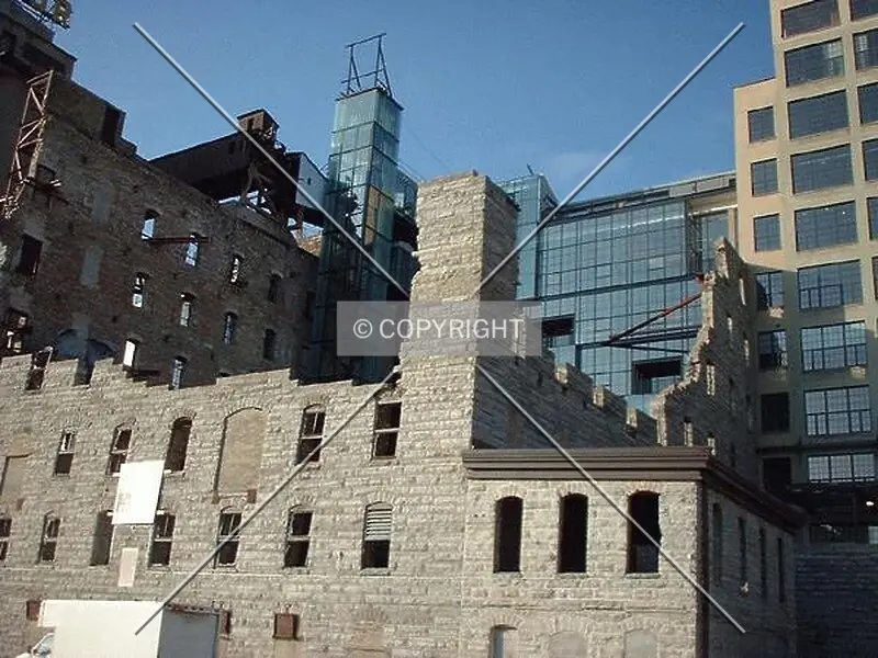 Photo 777-037-870