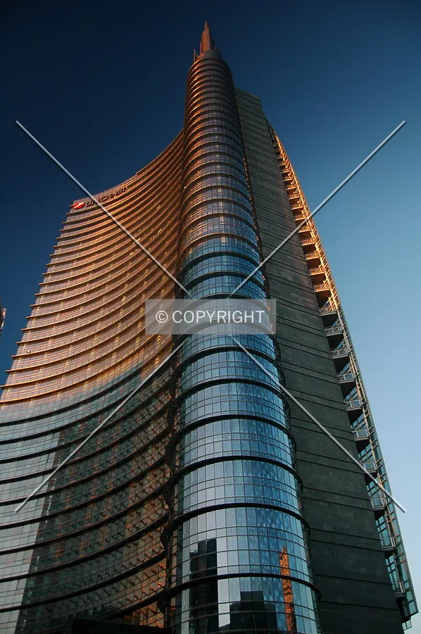 Unicredit Tower