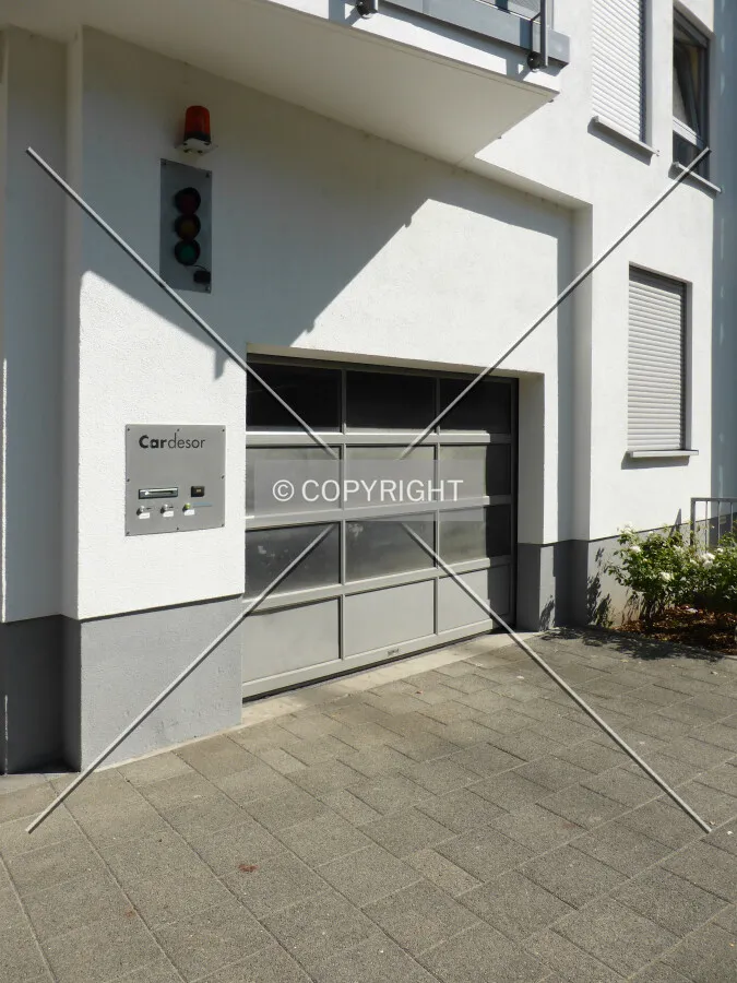 Cardesor car elevator by Mannesmann Demag Fördertechnik