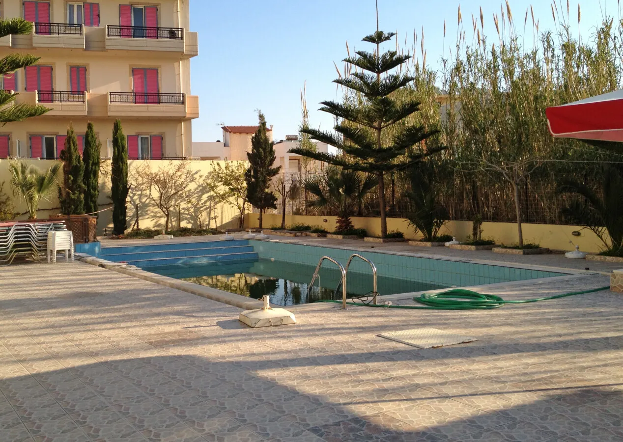Photo 780-817-873