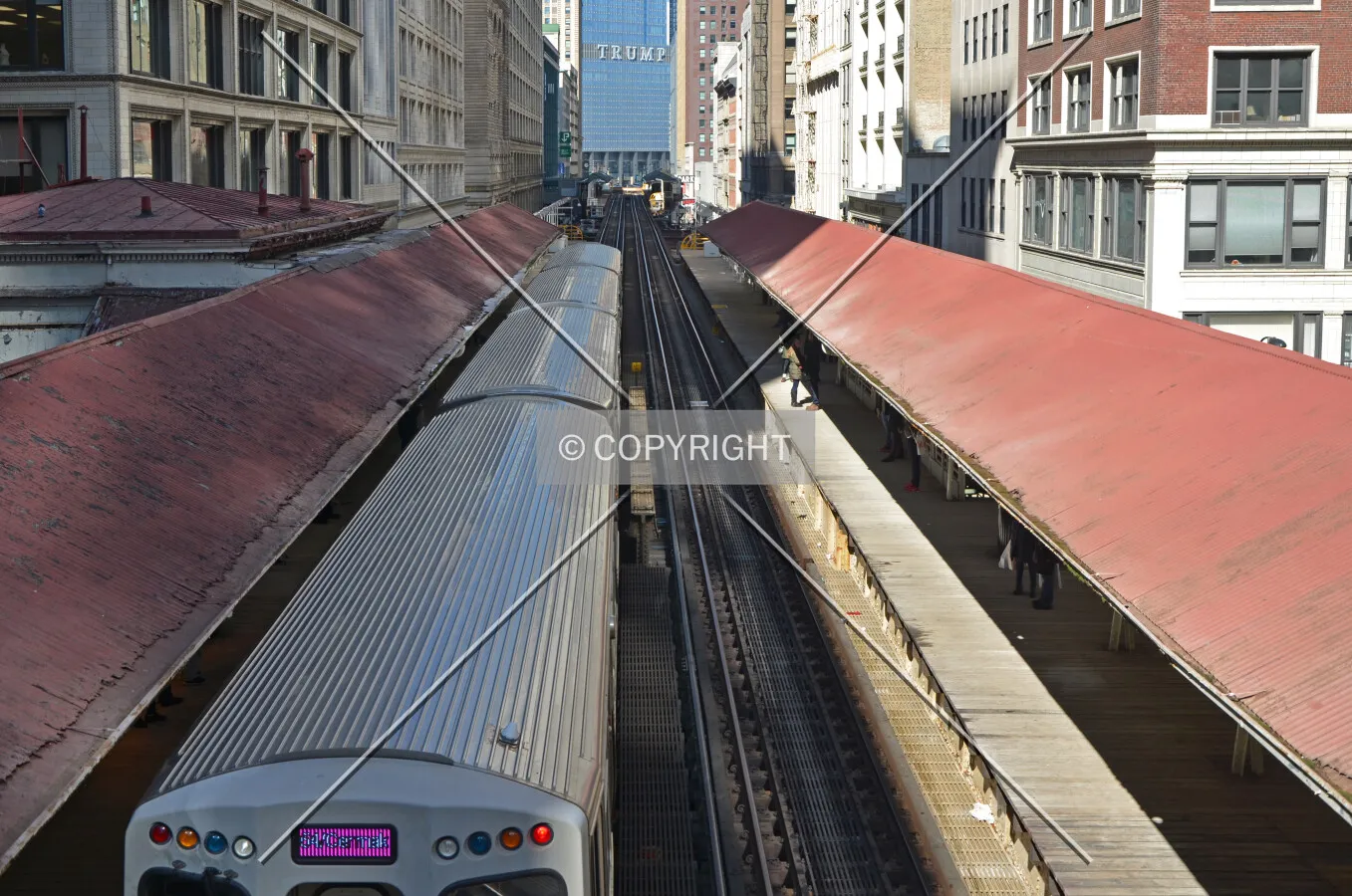 Looking north from the transfer bridge between the eastern and western platforms; March 7, 2015.