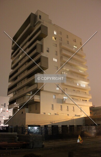 Photo 784-742-230