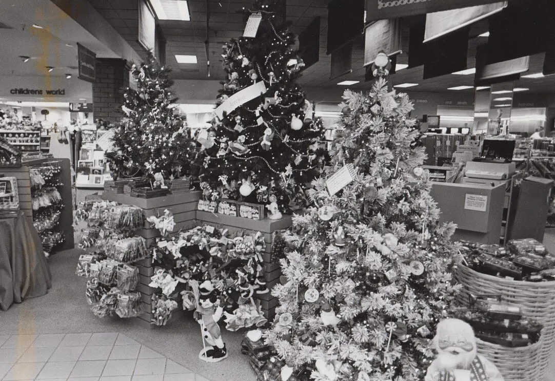 Dillard's; Christmas 1986