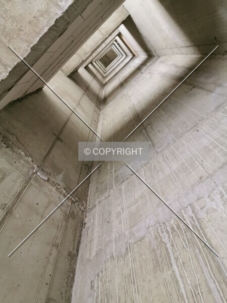 Photo 785-798-045