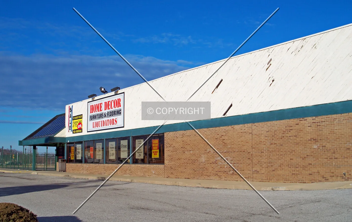 Home Decor Liquidators store at the north end; February 10, 2008