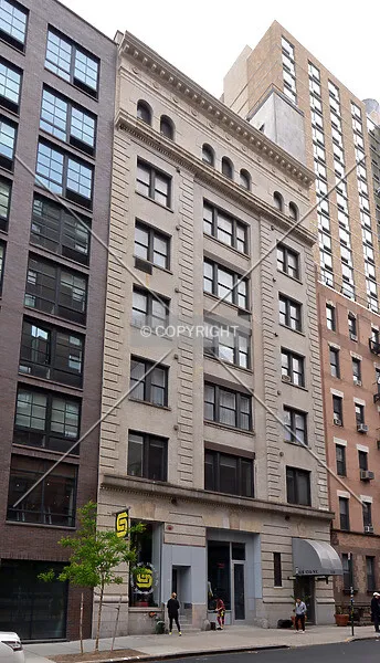 Photo 787-216-280