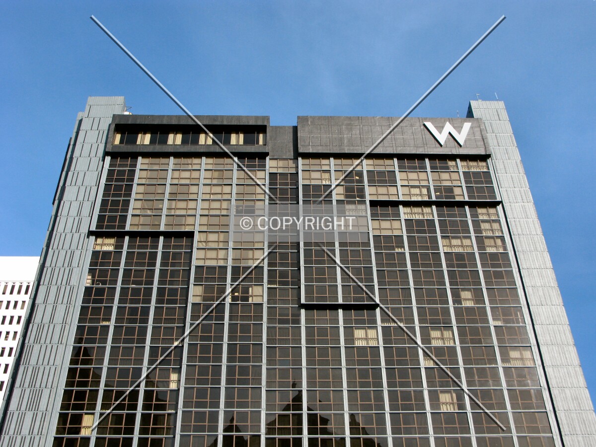 Looking up from 14th Street NE