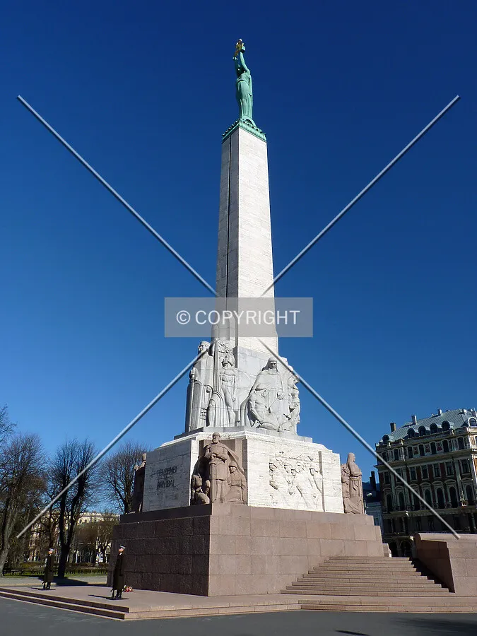 Freedom monument