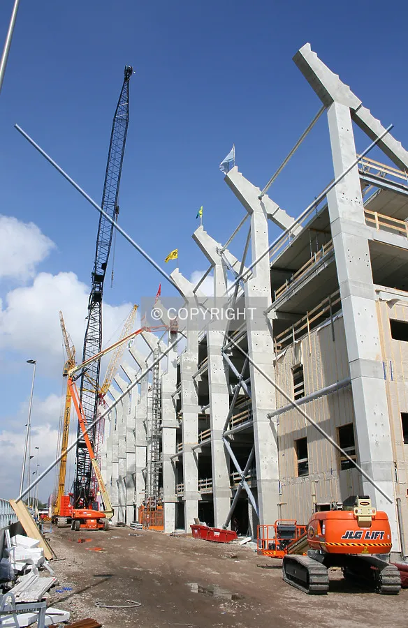 Structural columns of the tribune extension as seen from the southeast