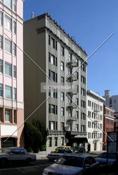 Photo 790-718-833