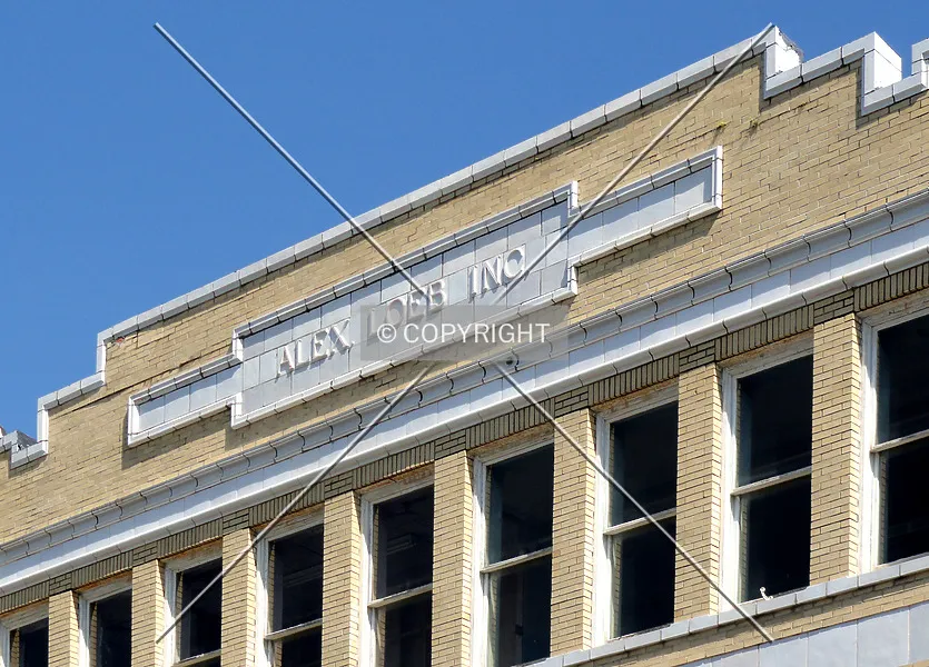 Photo 790-932-183