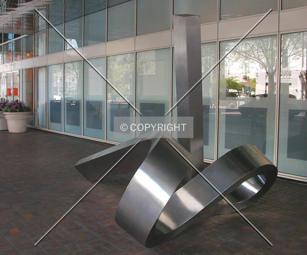Artwork near the 14th Street entrance