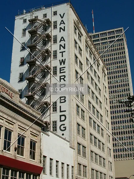 Photo 791-471-729